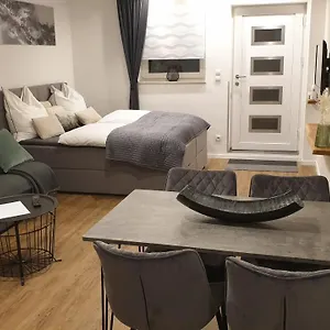 Appartement Airport, Keulen